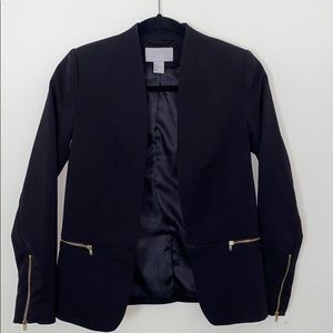 Gold zippered black blazer